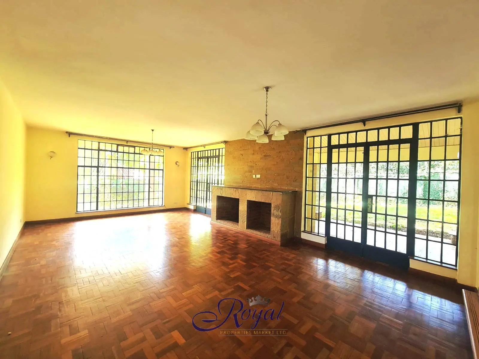 Elegant 4-Bedroom Townhome for Sale – Karen